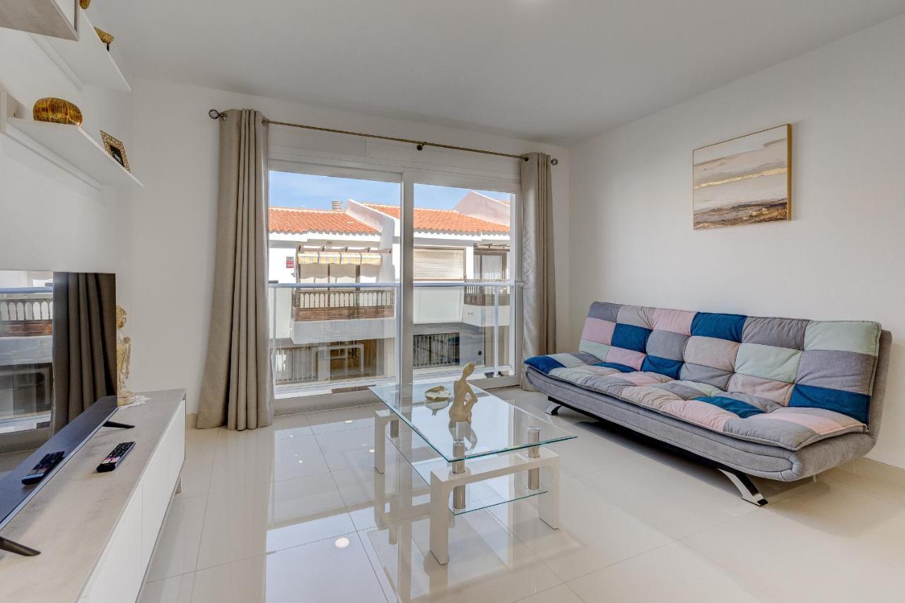 Appartement Coastal Escape à Playa de San Juan  Extérieur photo