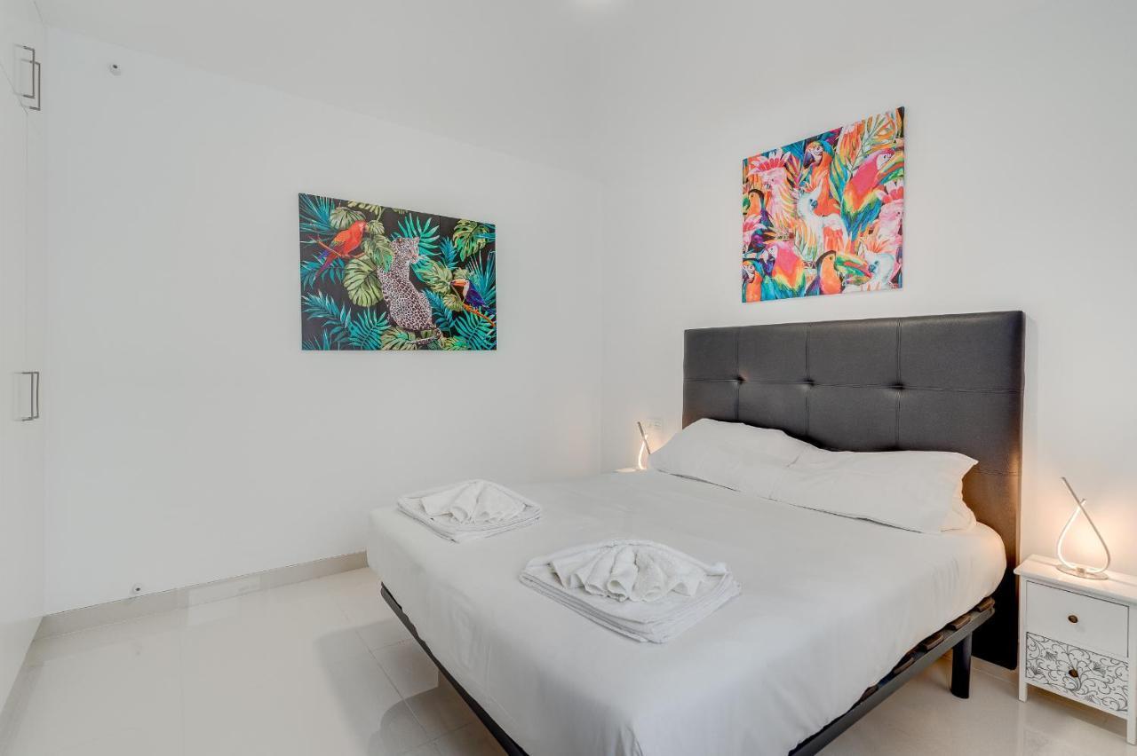 Appartement Coastal Escape à Playa de San Juan  Extérieur photo